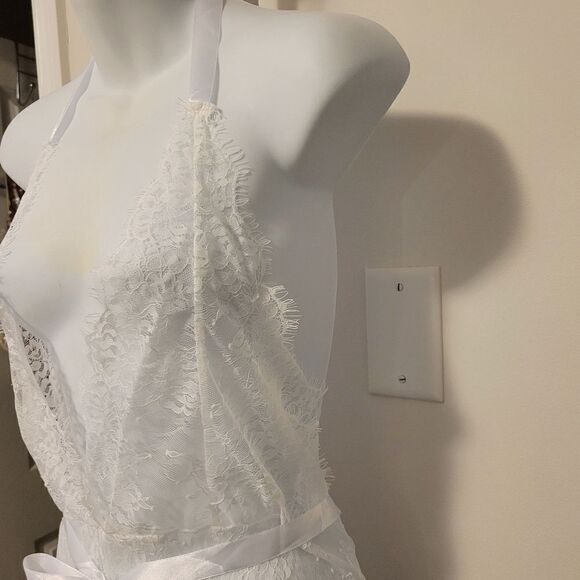 Brand new vintage white lace sleep wear - Picture 3 of 5